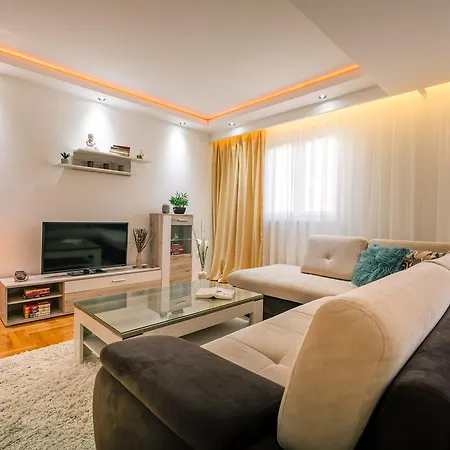 Danigo Apartament *